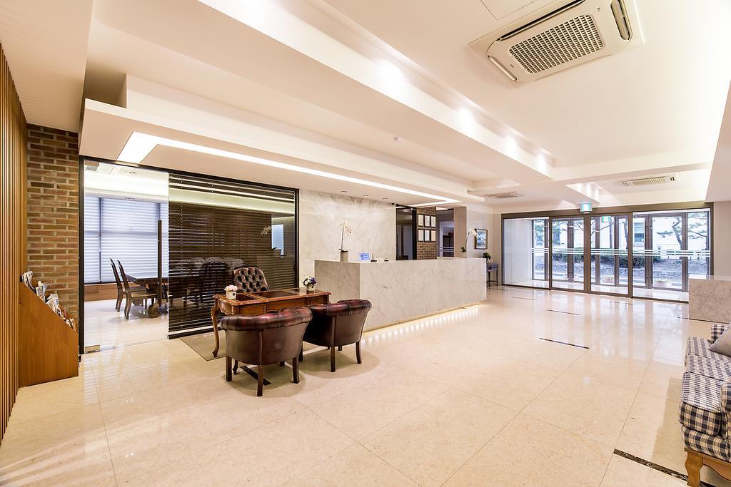 Korea Tourist Hotel Suwon Buitenkant foto