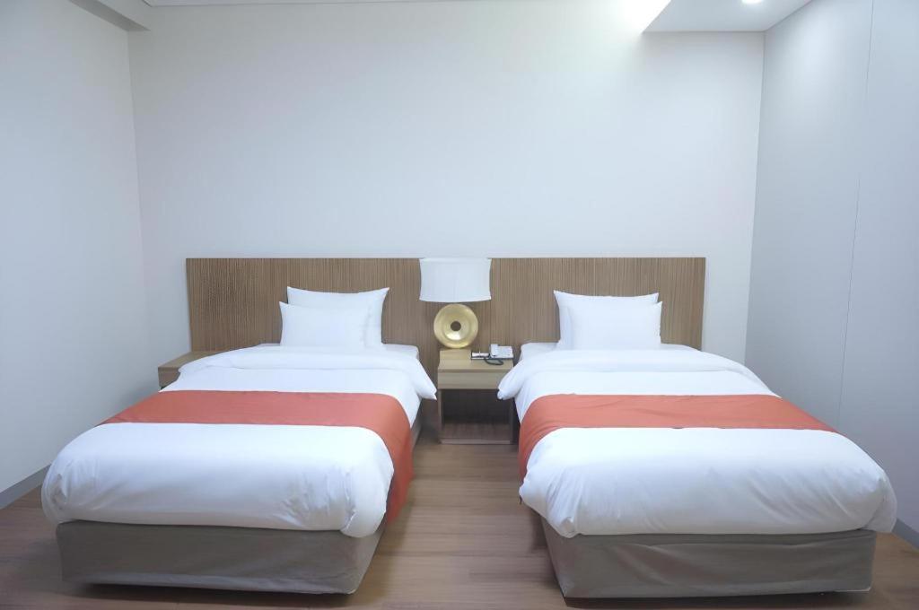 Korea Tourist Hotel Suwon Buitenkant foto