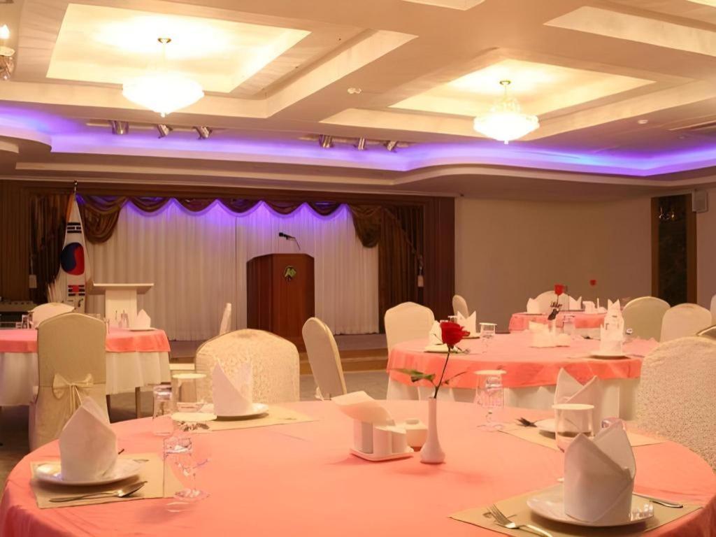 Korea Tourist Hotel Suwon Buitenkant foto